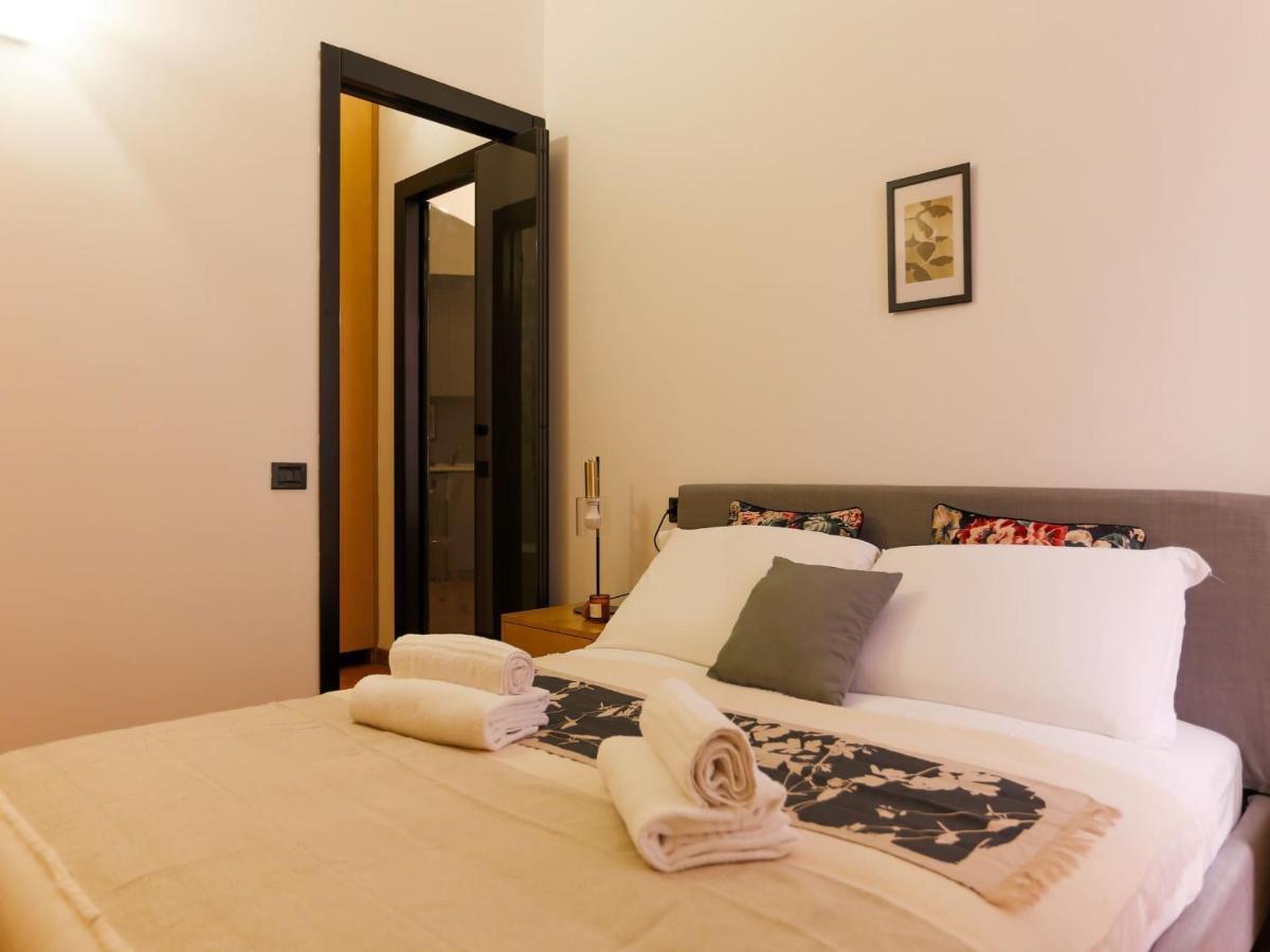 The Best Rent - Modern Apartment In The Center Μιλάνο Εξωτερικό φωτογραφία