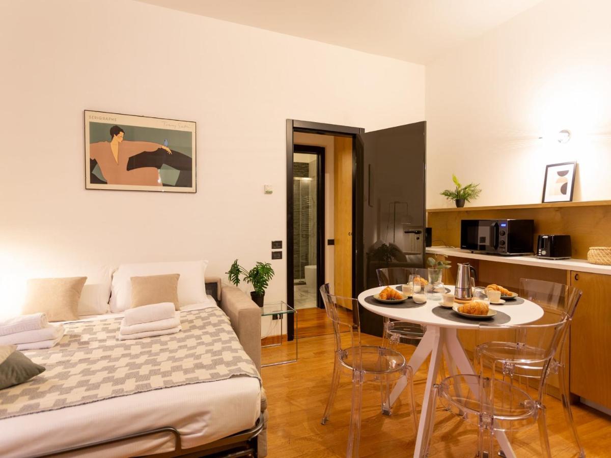 The Best Rent - Modern Apartment In The Center Μιλάνο Εξωτερικό φωτογραφία