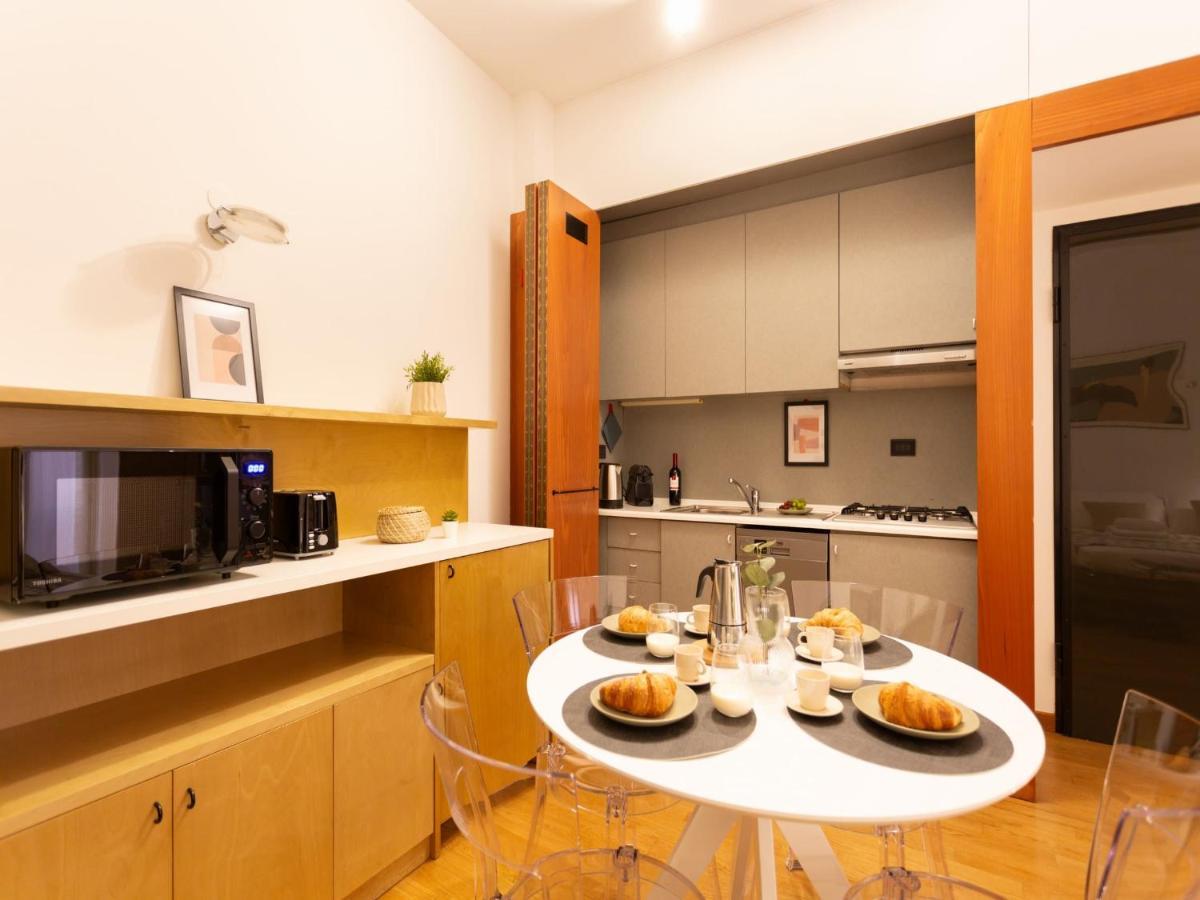 The Best Rent - Modern Apartment In The Center Μιλάνο Εξωτερικό φωτογραφία